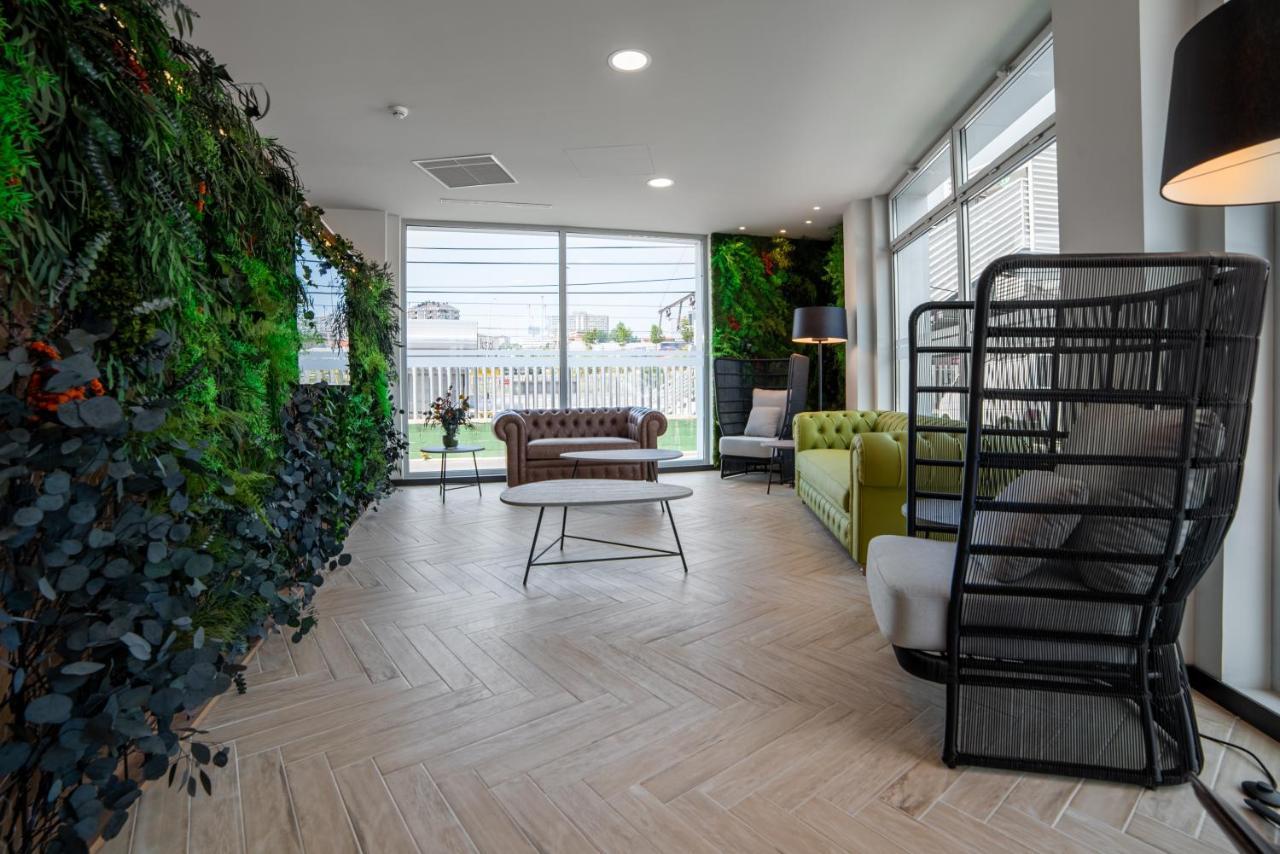 Ibis Styles Santander Hotel Exterior photo